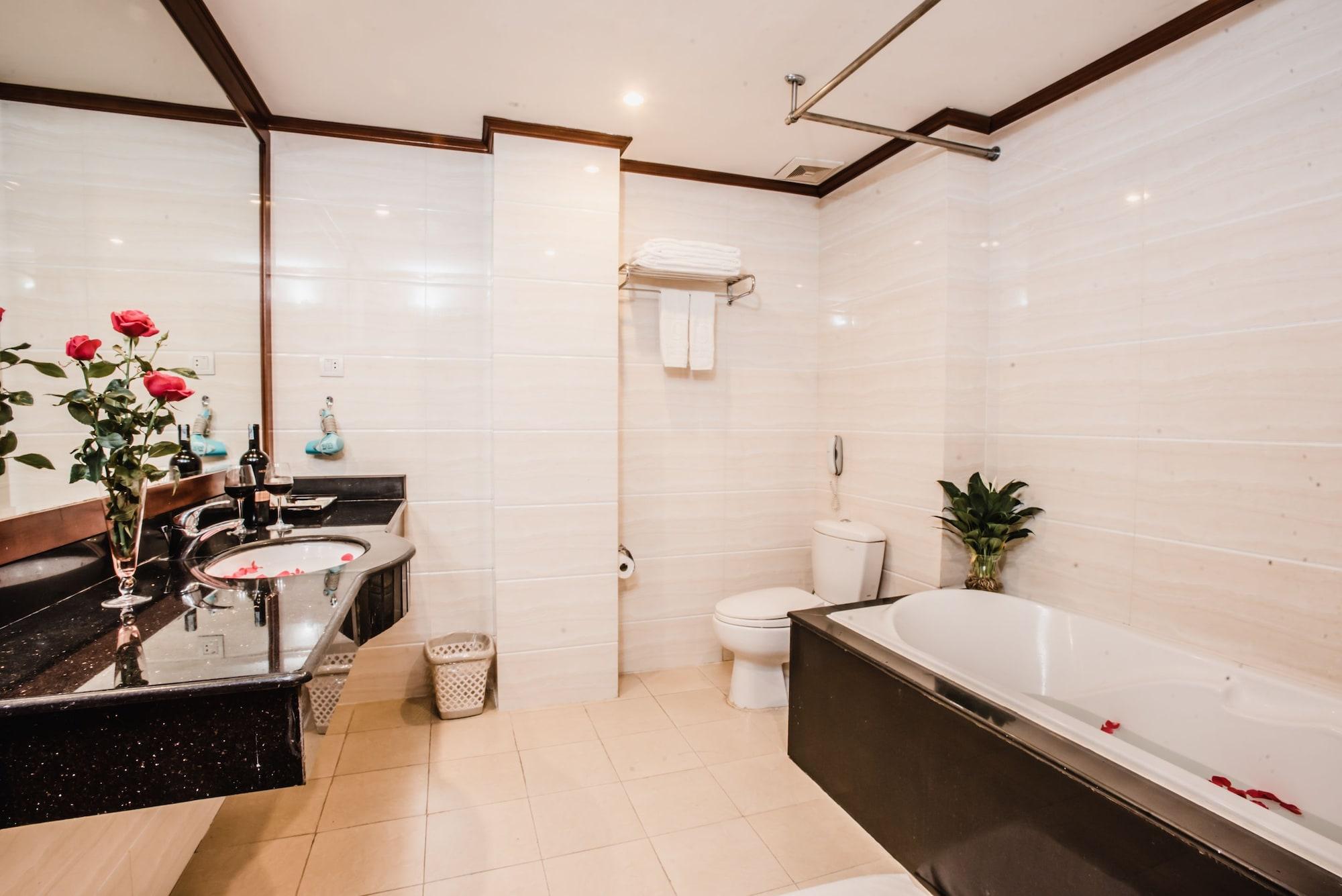 S79 Sunny Hotel 2 Ханой Экстерьер фото