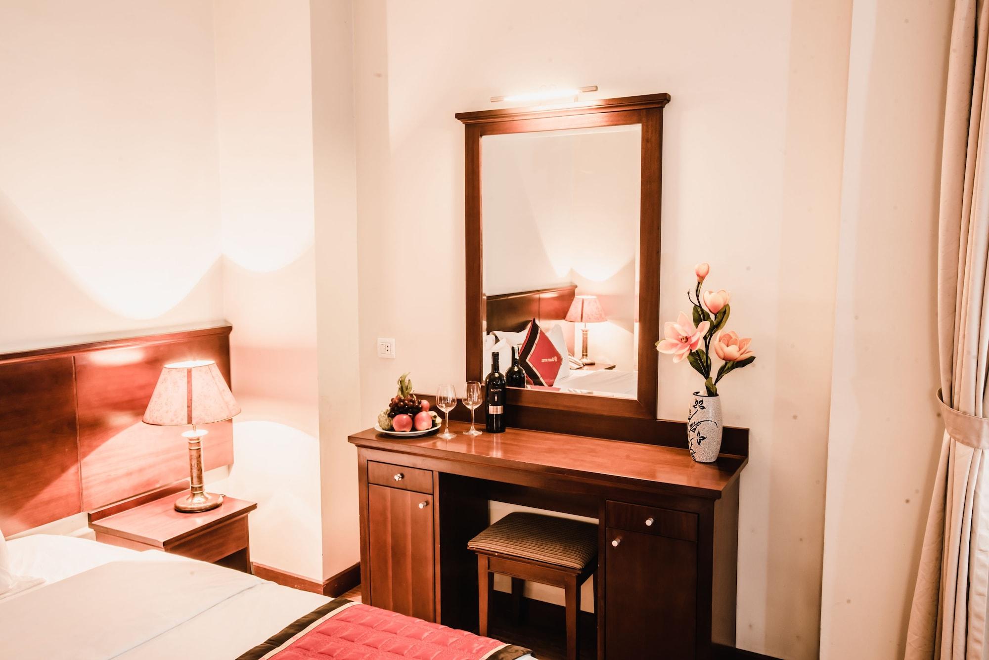 S79 Sunny Hotel 2 Ханой Экстерьер фото