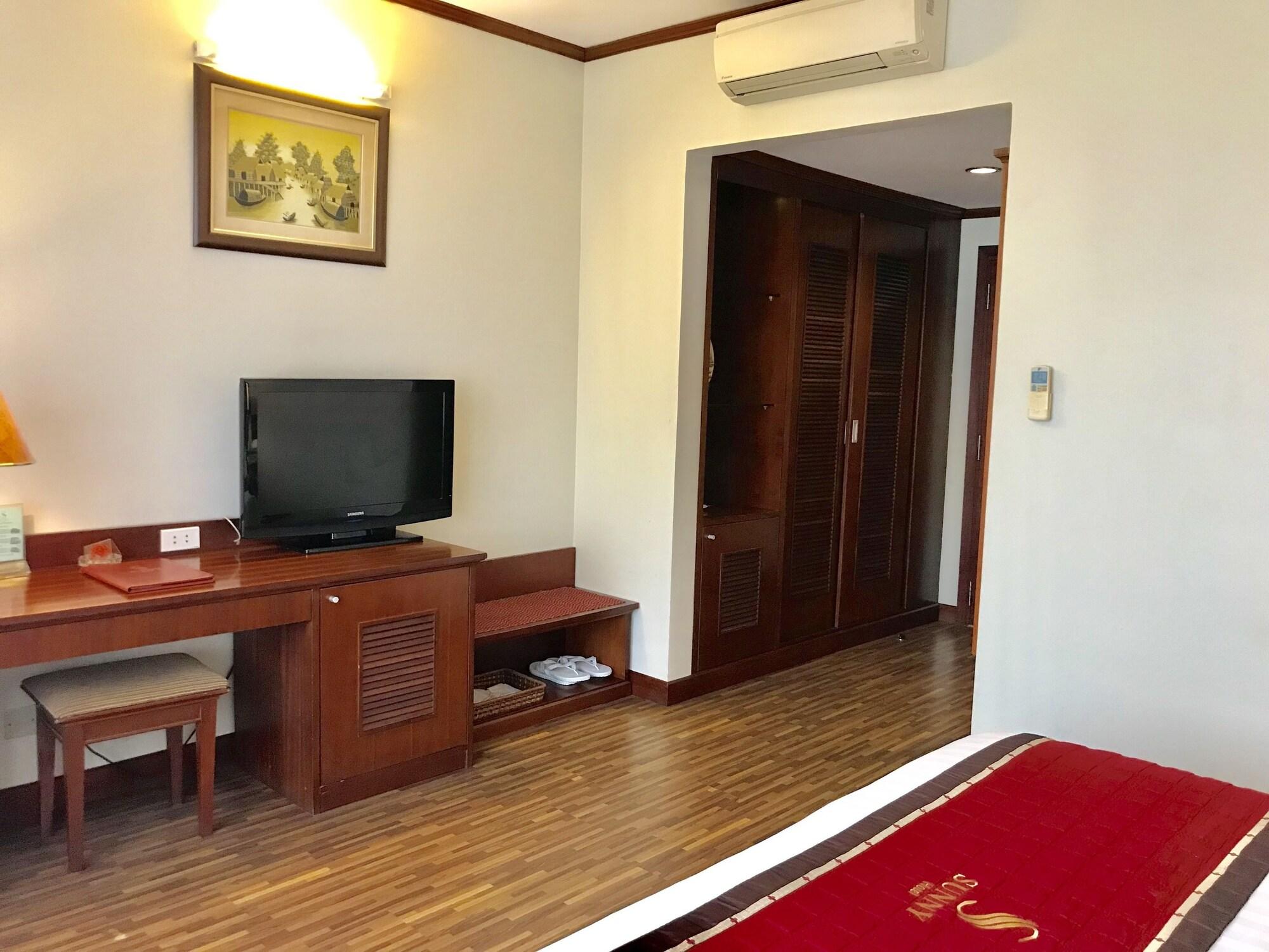 S79 Sunny Hotel 2 Ханой Экстерьер фото