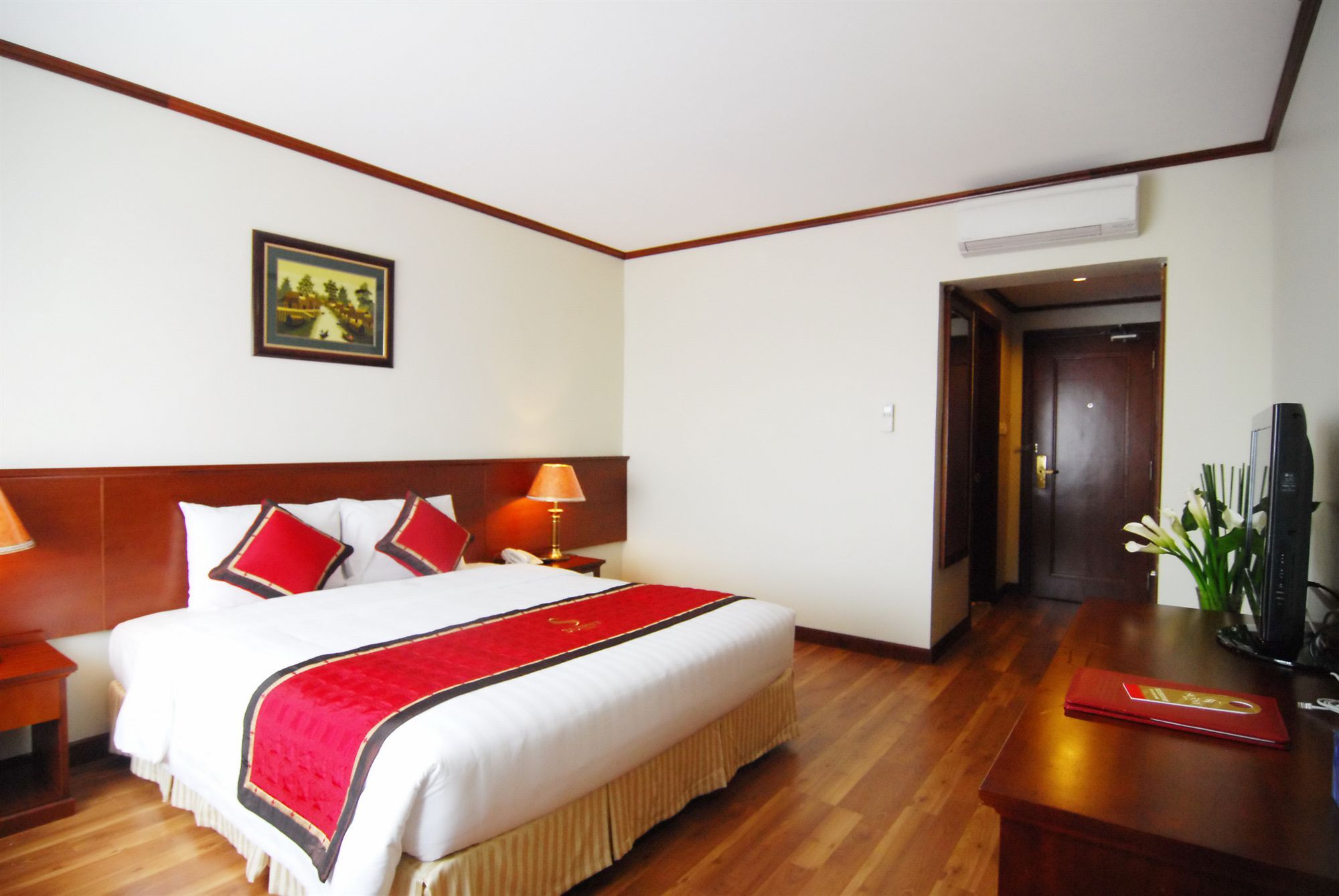 S79 Sunny Hotel 2 Ханой Экстерьер фото